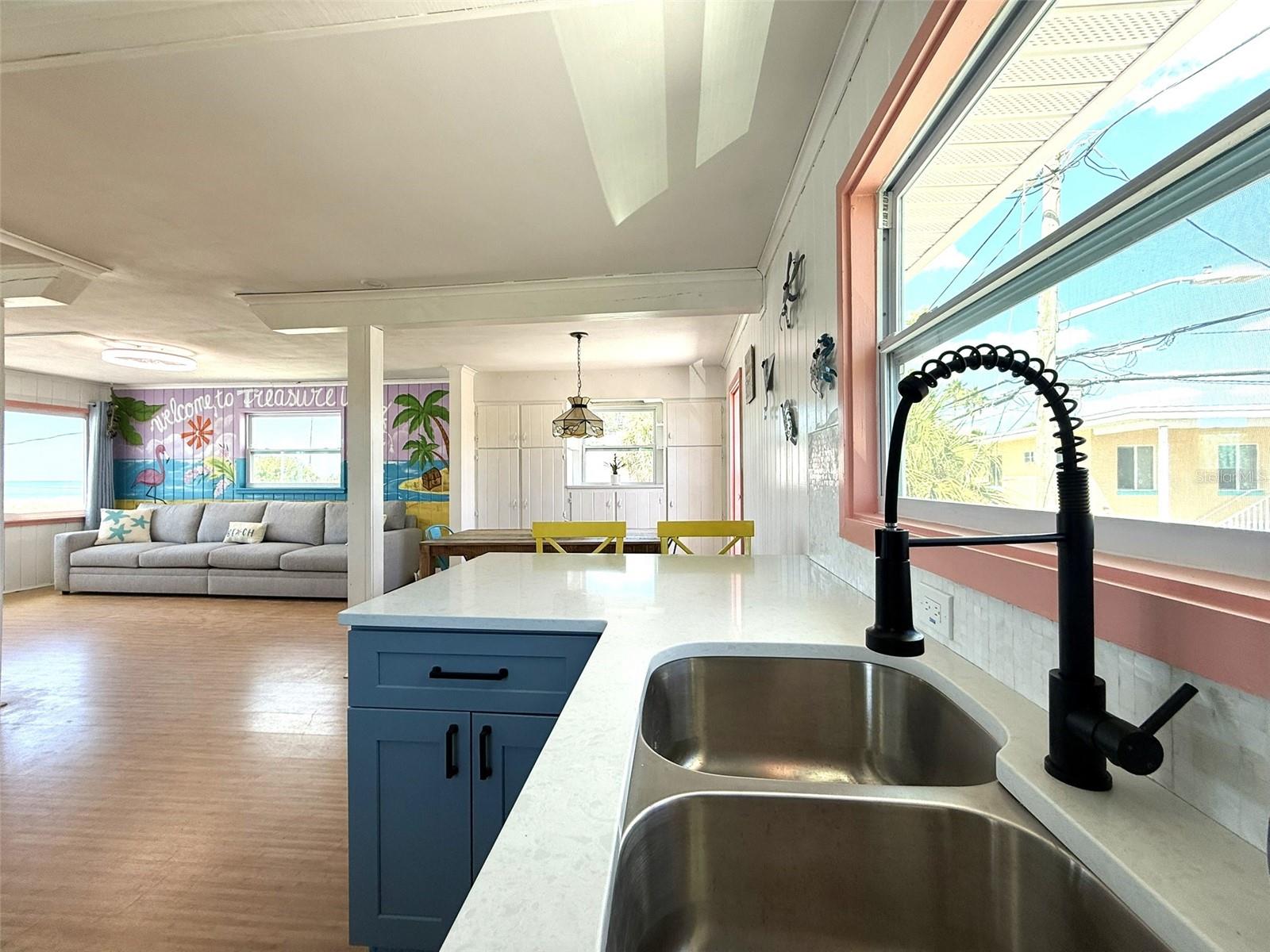 Image 15 of 52 For 12609 Sunshine Lane