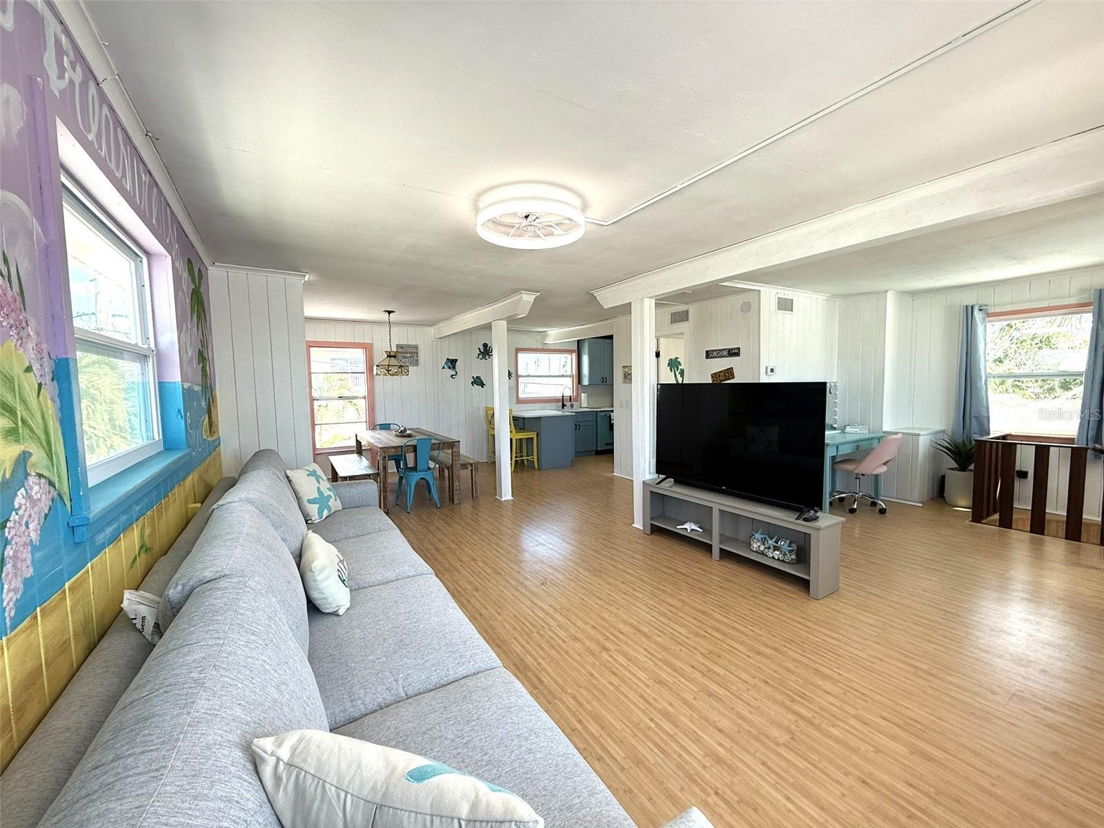 Image 6 of 52 For 12609 Sunshine Lane
