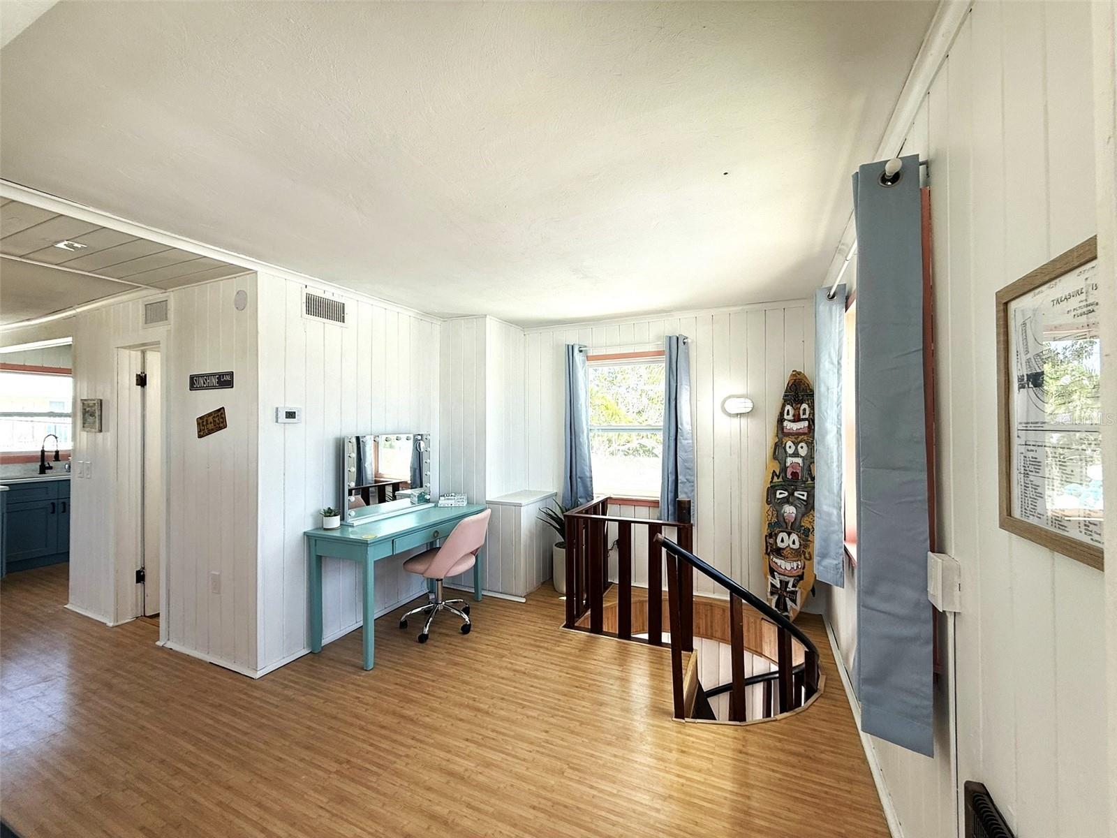 Image 8 of 52 For 12609 Sunshine Lane