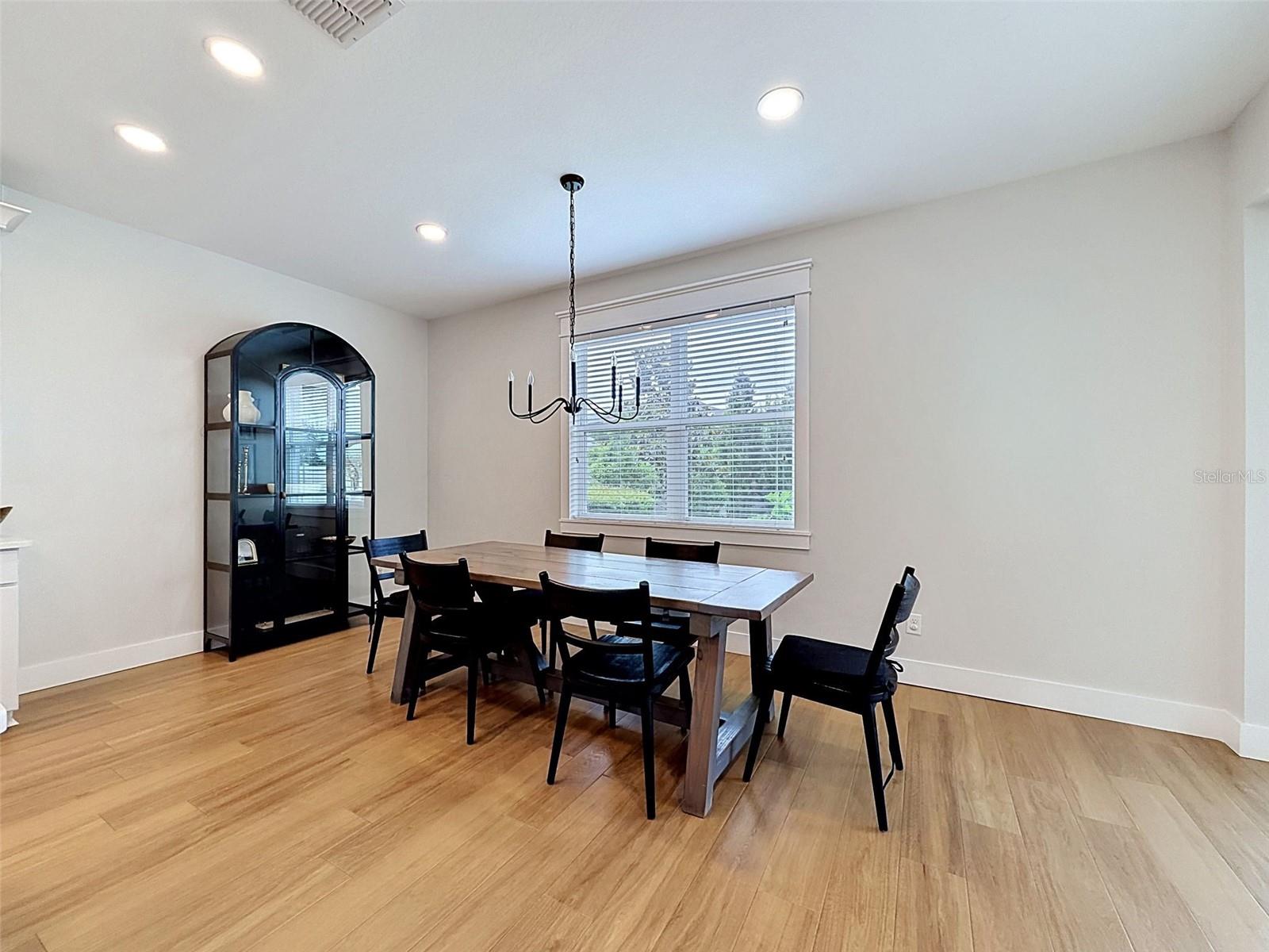 Image 16 of 46 For 11826 Gavin Lane