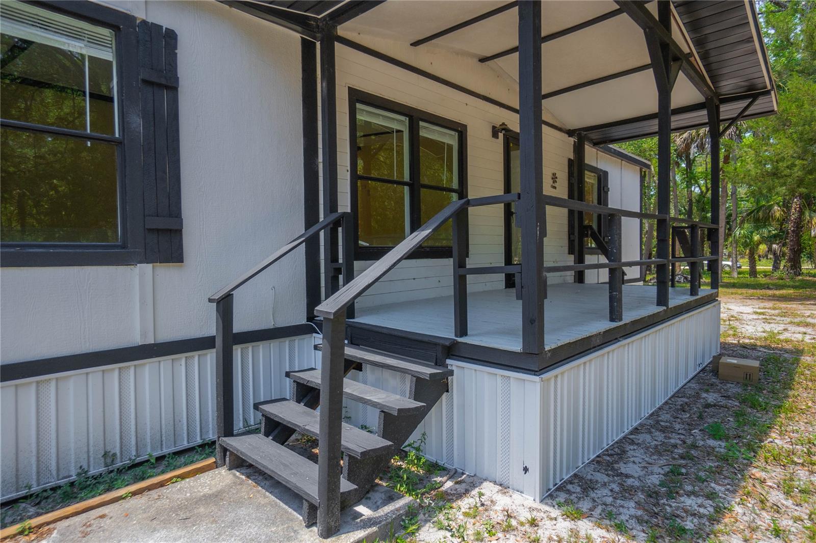 Image 4 of 44 For 6550 Debra Avenue