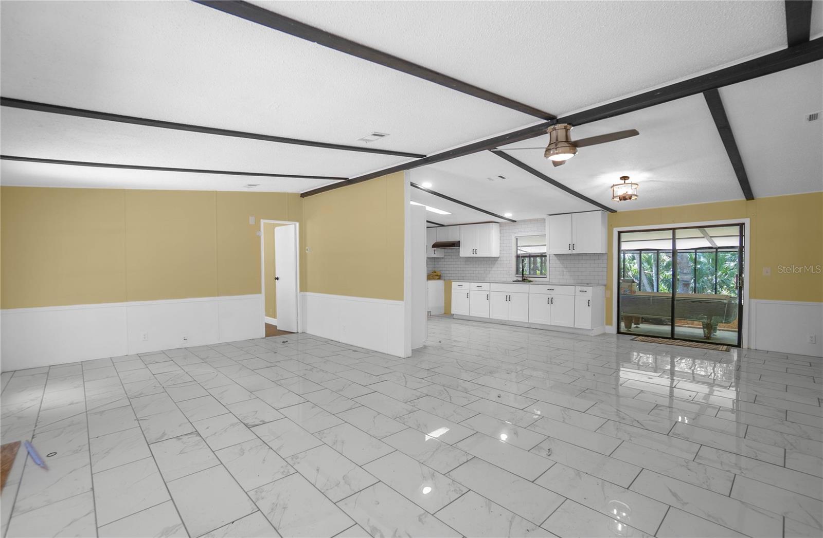Image 5 of 44 For 6550 Debra Avenue