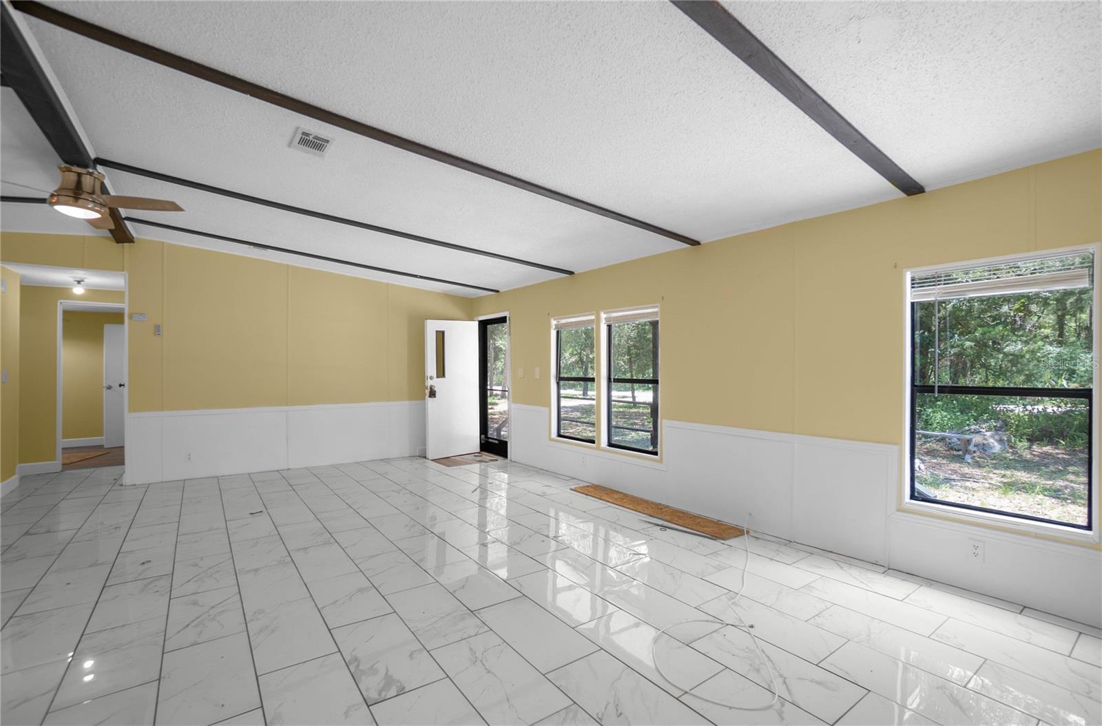 Image 7 of 44 For 6550 Debra Avenue