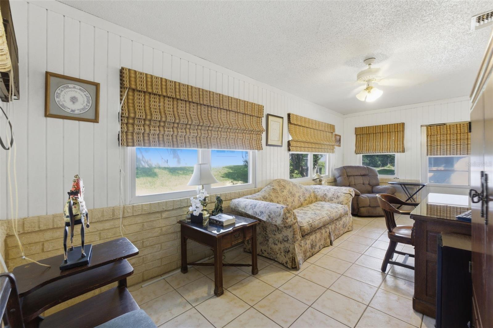 Image 17 of 36 For 10636 Salamanca Drive