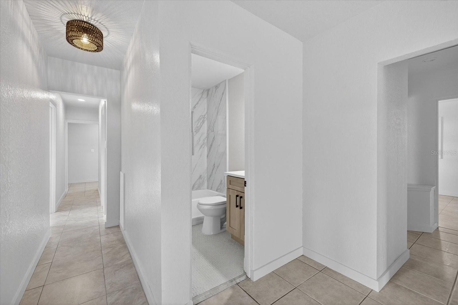 Image 19 of 31 For 773 Harbor Drive S