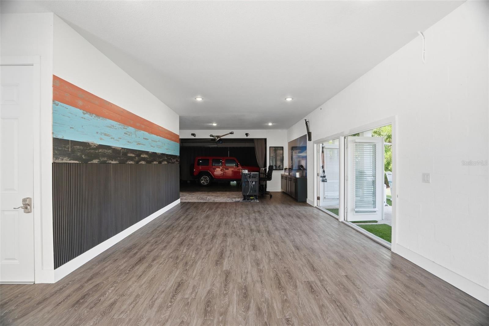 Image 8 of 61 For 4817 Limestone Drive