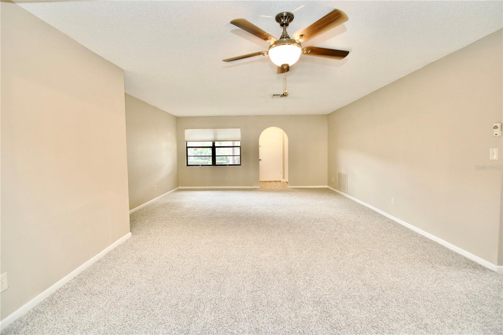 Image 11 of 26 For 8934 Bari Court