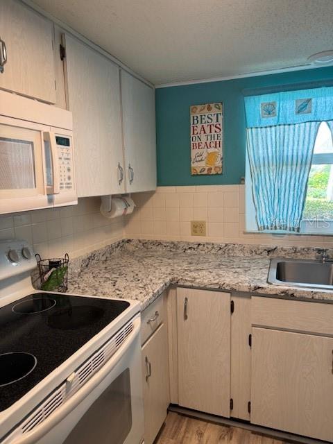 Image 15 of 68 For 4746 Azalea Drive 103 C