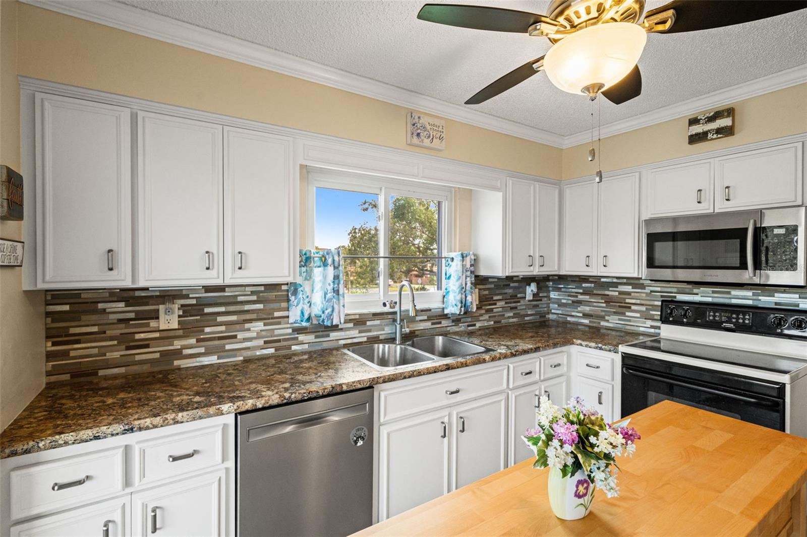 Image 14 of 42 For 3836 Lighthouse Way 3836
