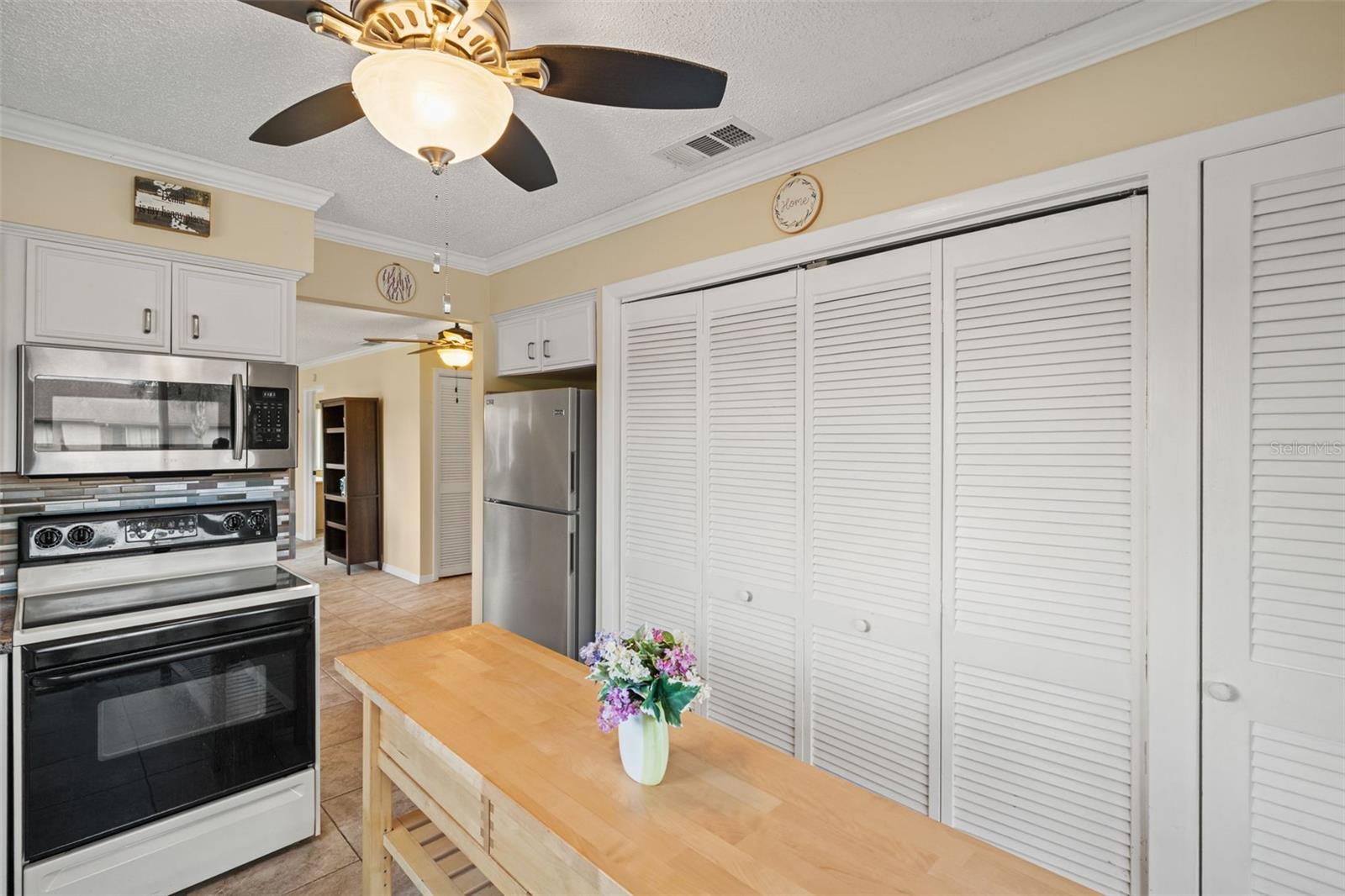 Image 15 of 42 For 3836 Lighthouse Way 3836