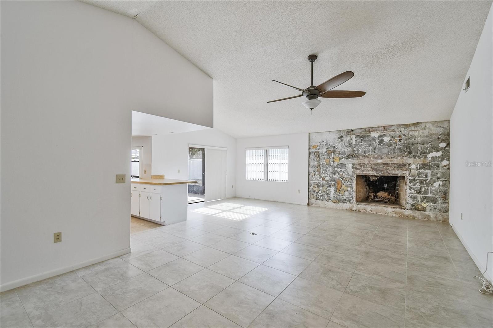 Image 10 of 31 For 4422 Tall Oak Lane