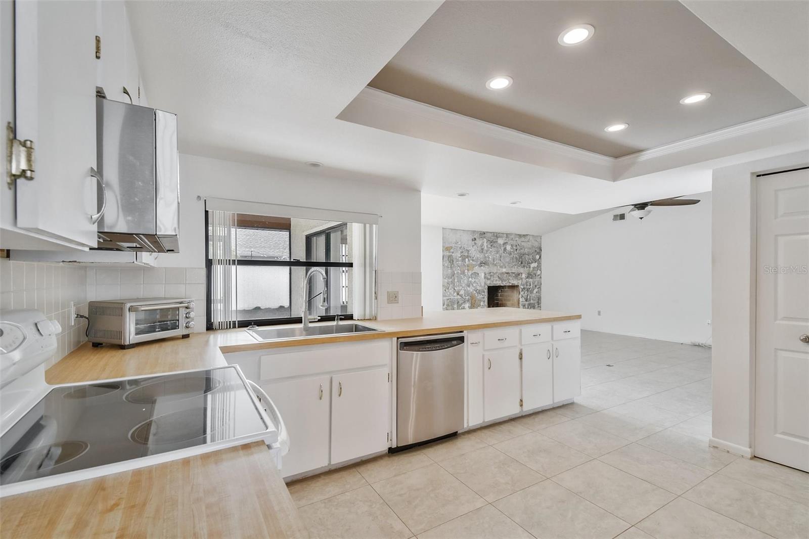 Image 13 of 31 For 4422 Tall Oak Lane