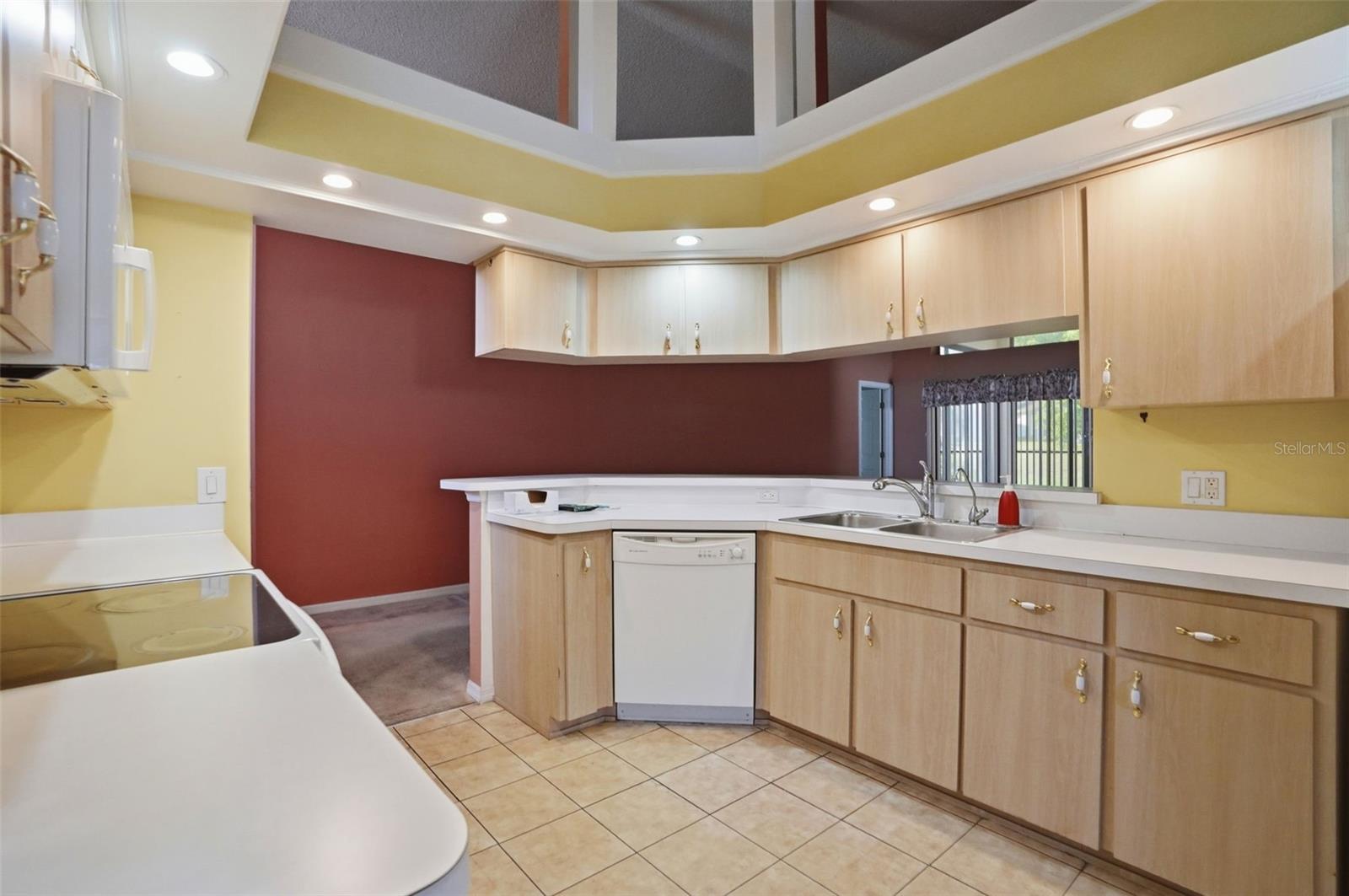 Image 17 of 61 For 11298 Copley Court