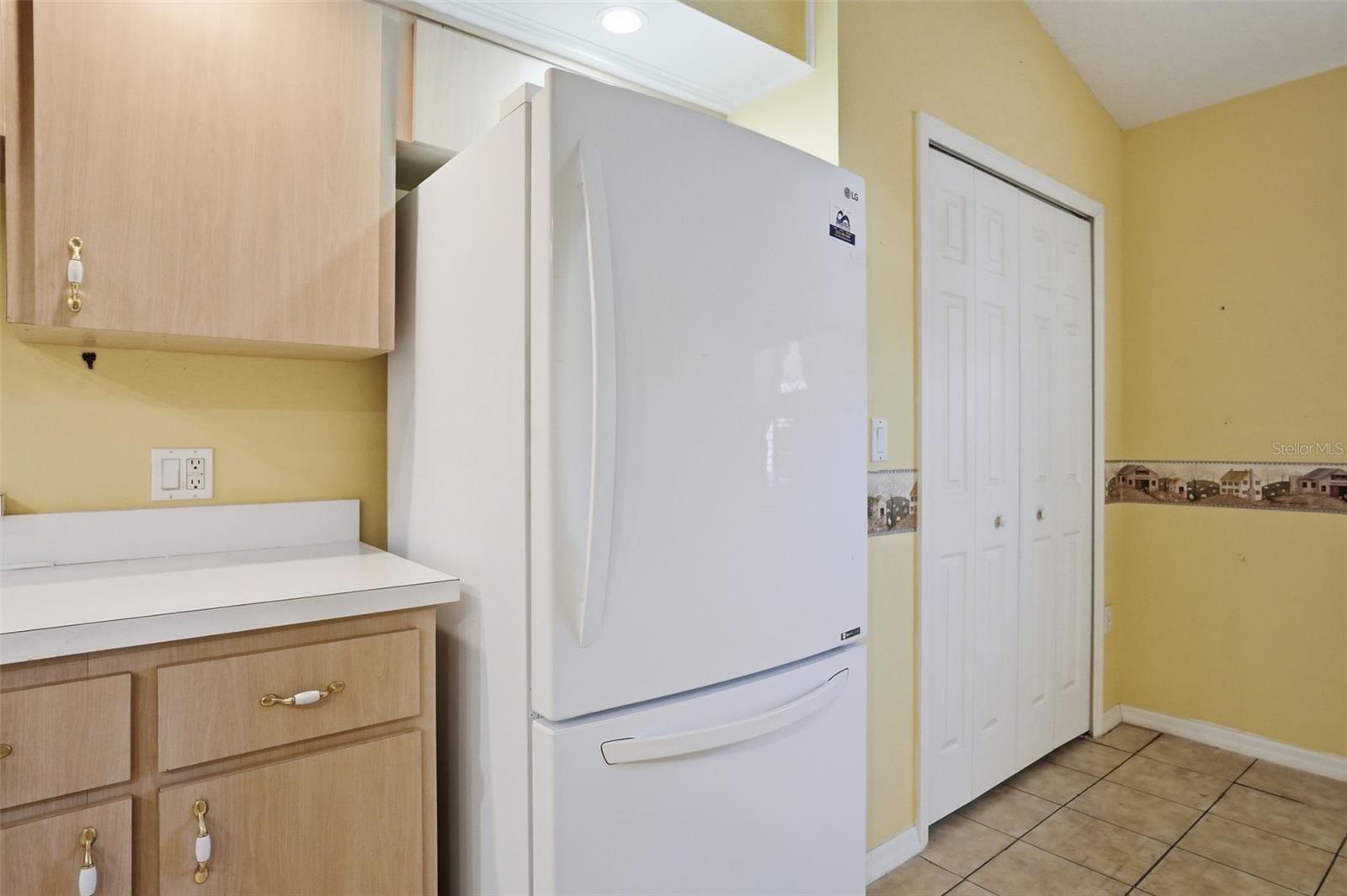 Image 21 of 61 For 11298 Copley Court