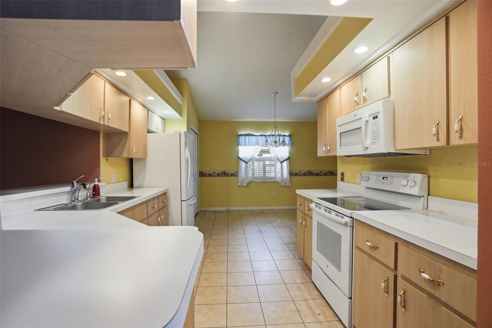 Image 22 of 61 For 11298 Copley Court
