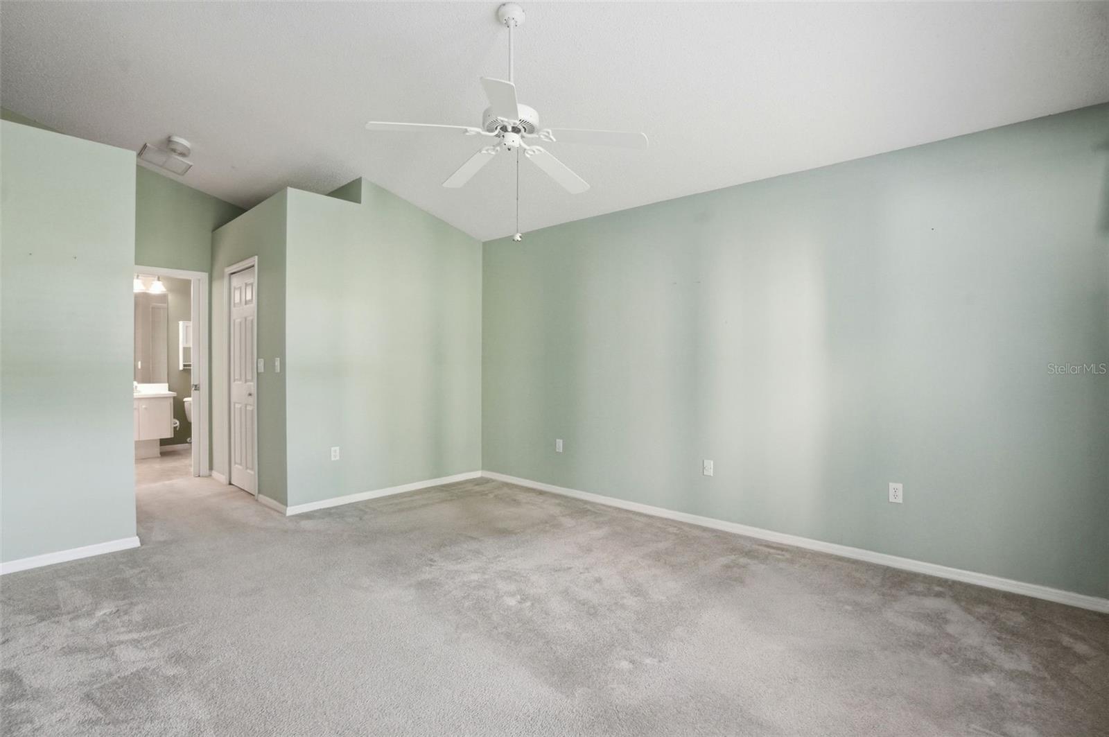 Image 28 of 61 For 11298 Copley Court