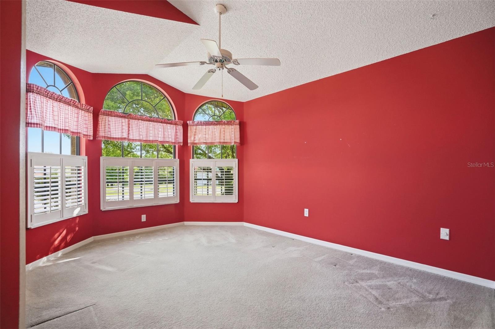 Image 37 of 61 For 11298 Copley Court