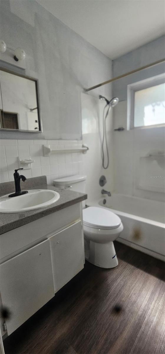 Image 4 of 4 For 4945 Azalea Drive