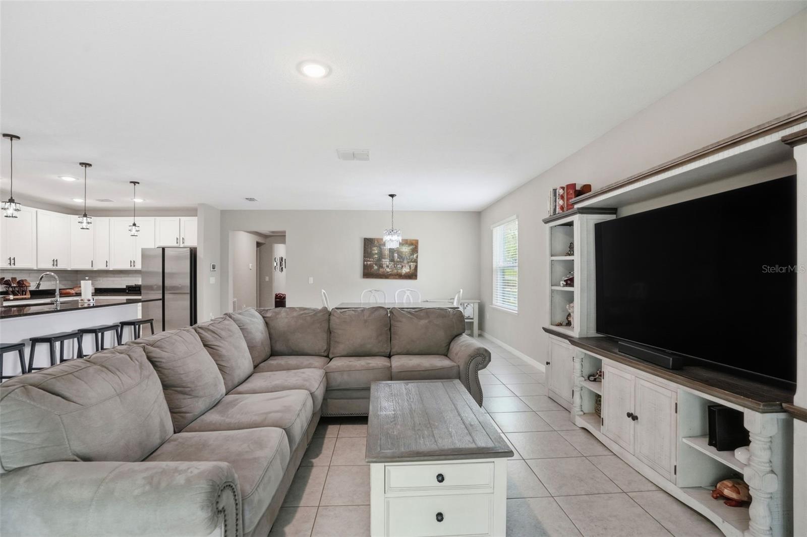 Listing photo id 21 for 39 Milbark Drive