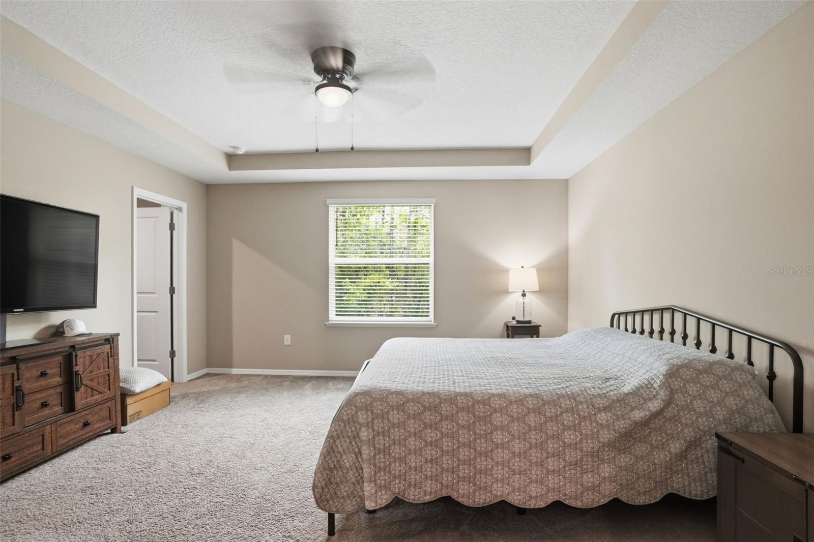 Listing photo id 32 for 39 Milbark Drive