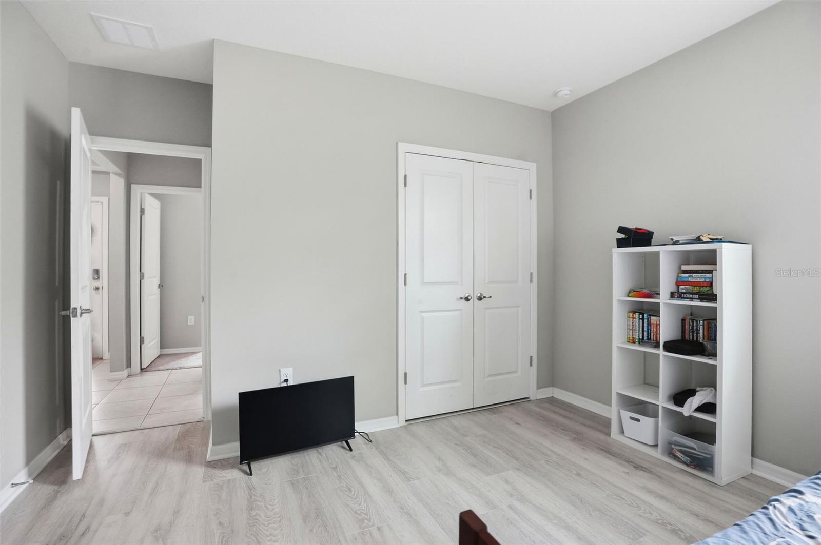 Listing photo id 39 for 39 Milbark Drive