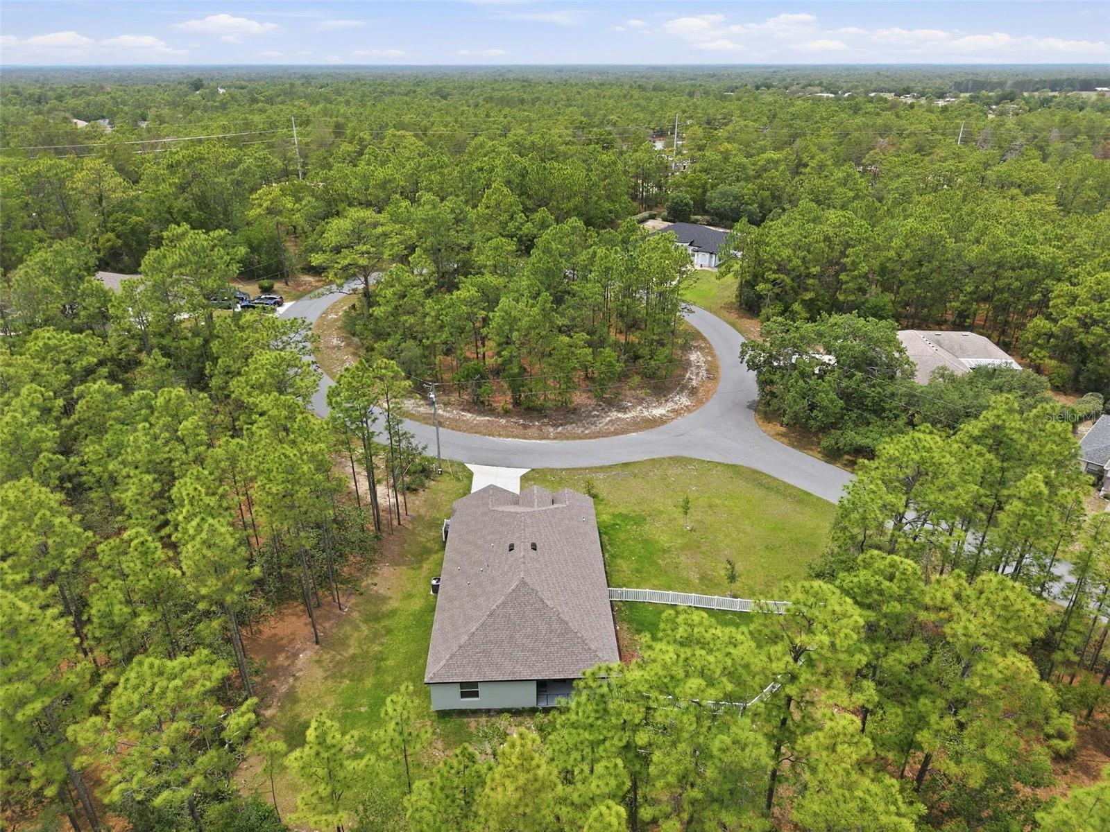 Listing photo id 49 for 39 Milbark Drive