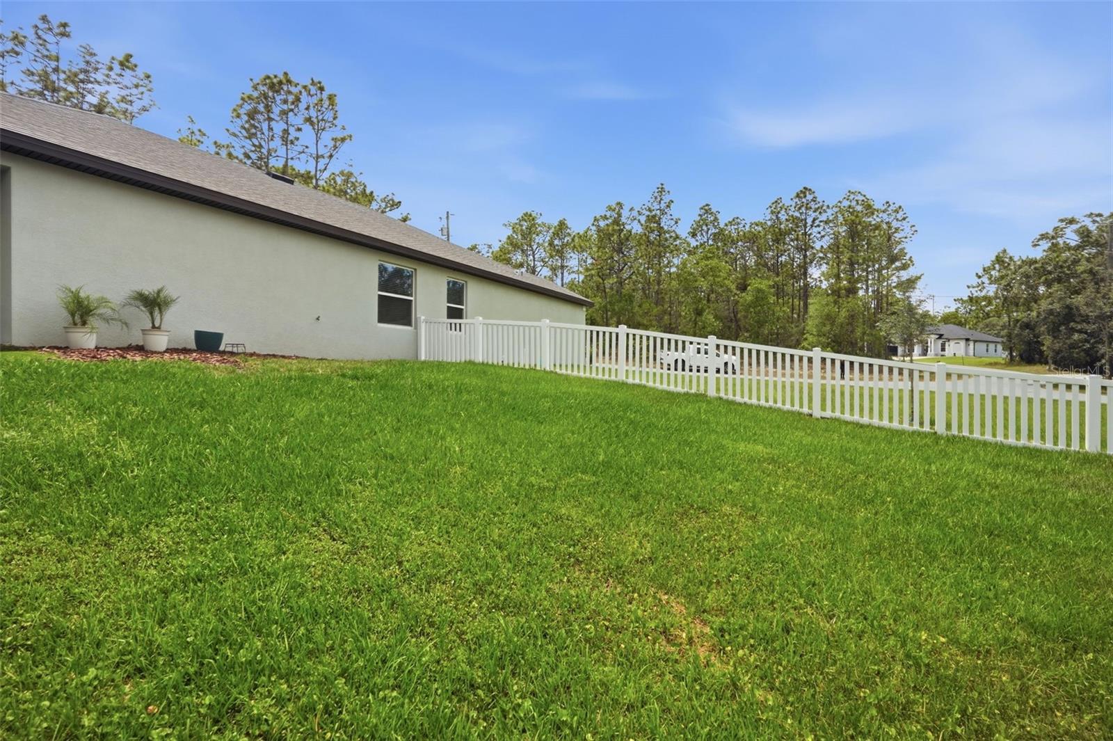 Listing photo id 56 for 39 Milbark Drive