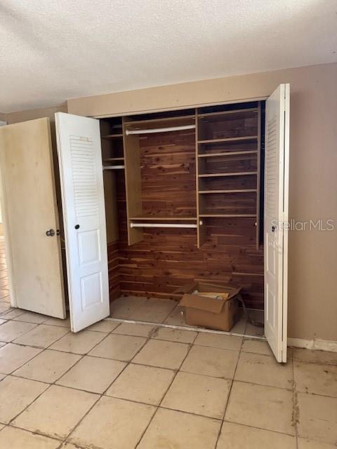 Image 21 of 38 For 8811 Goshen Lane