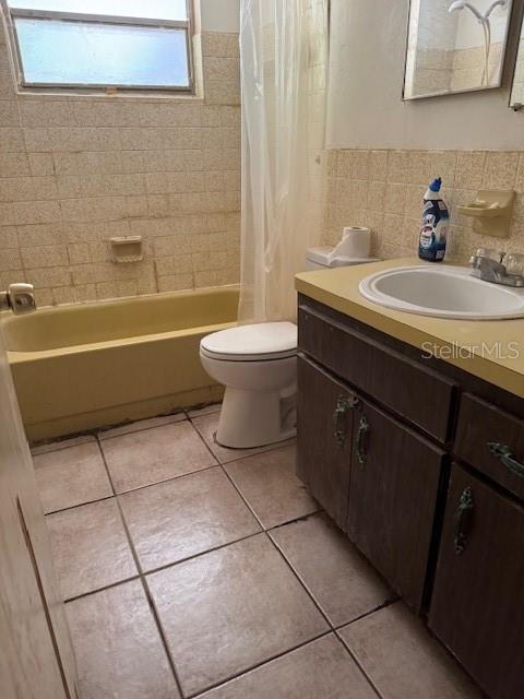 Image 25 of 38 For 8811 Goshen Lane