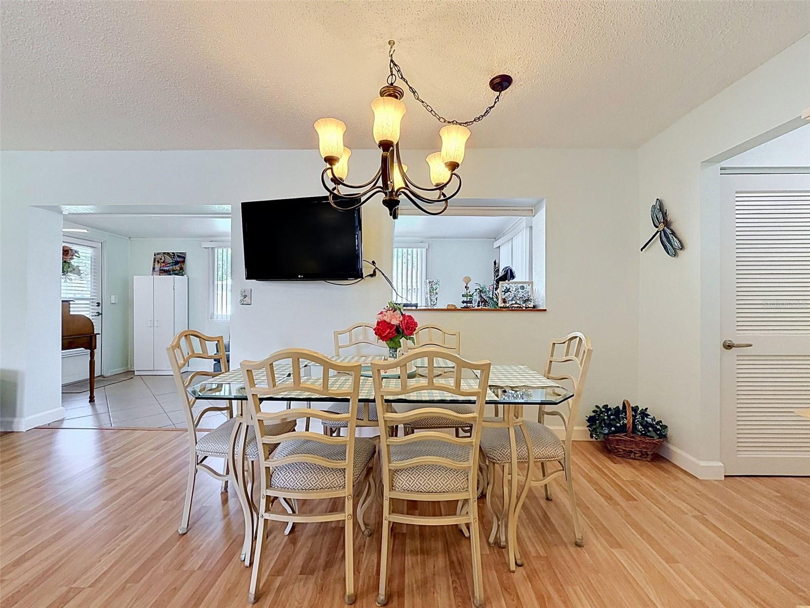 Listing photo id 15 for 11935 Boynton Lane 17gb