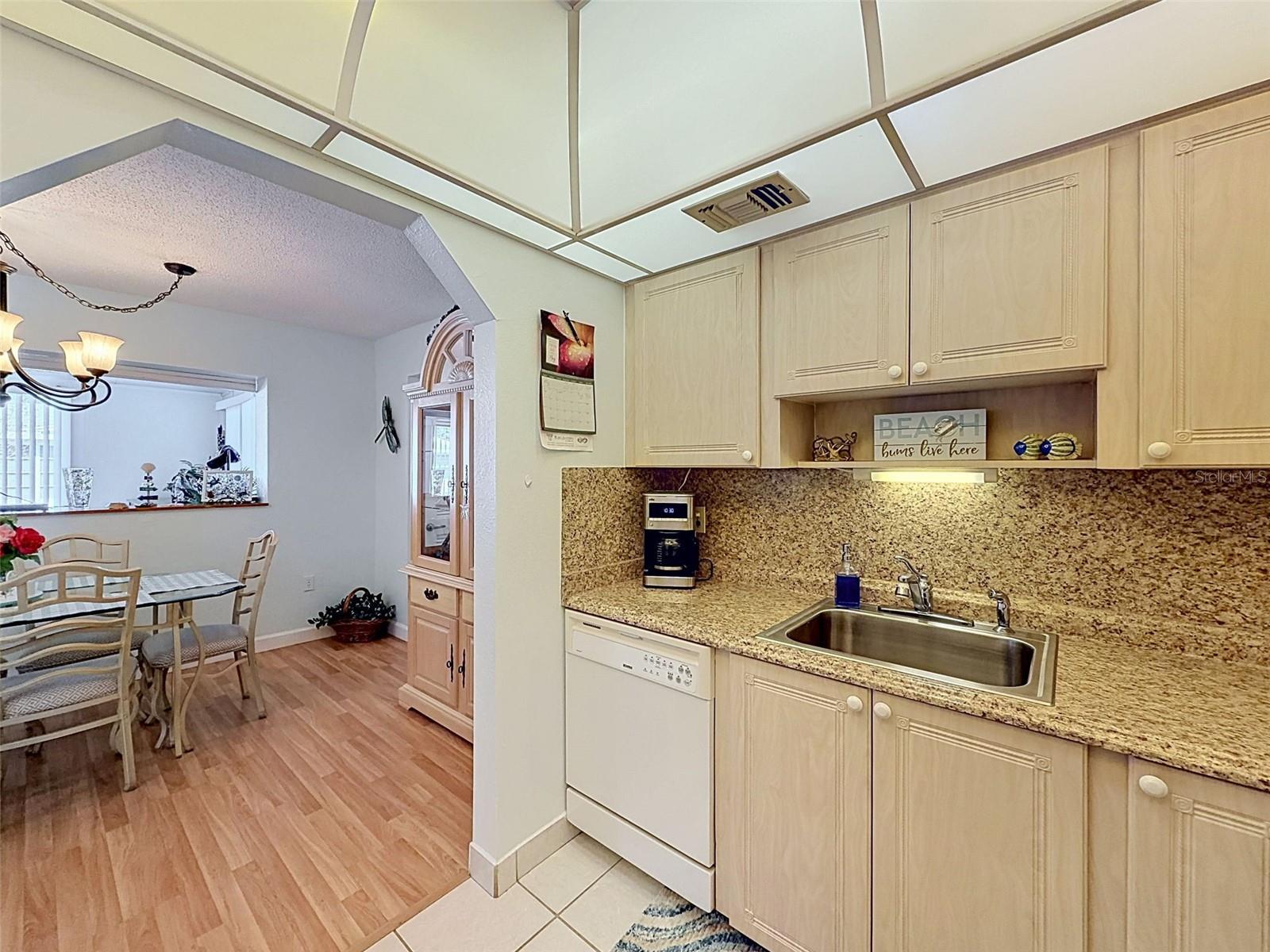 Listing photo id 21 for 11935 Boynton Lane 17gb
