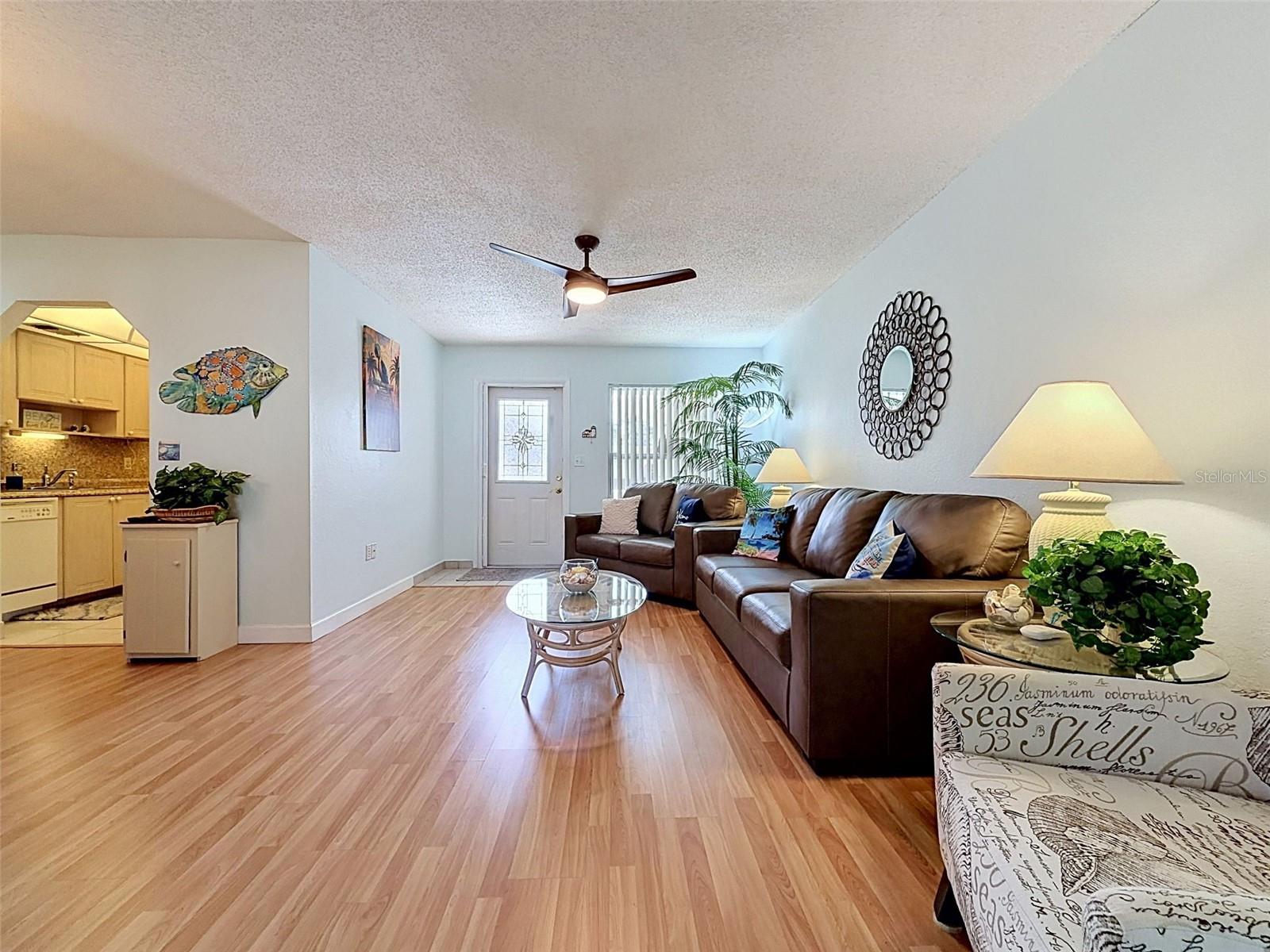 Listing photo id 3 for 11935 Boynton Lane 17gb