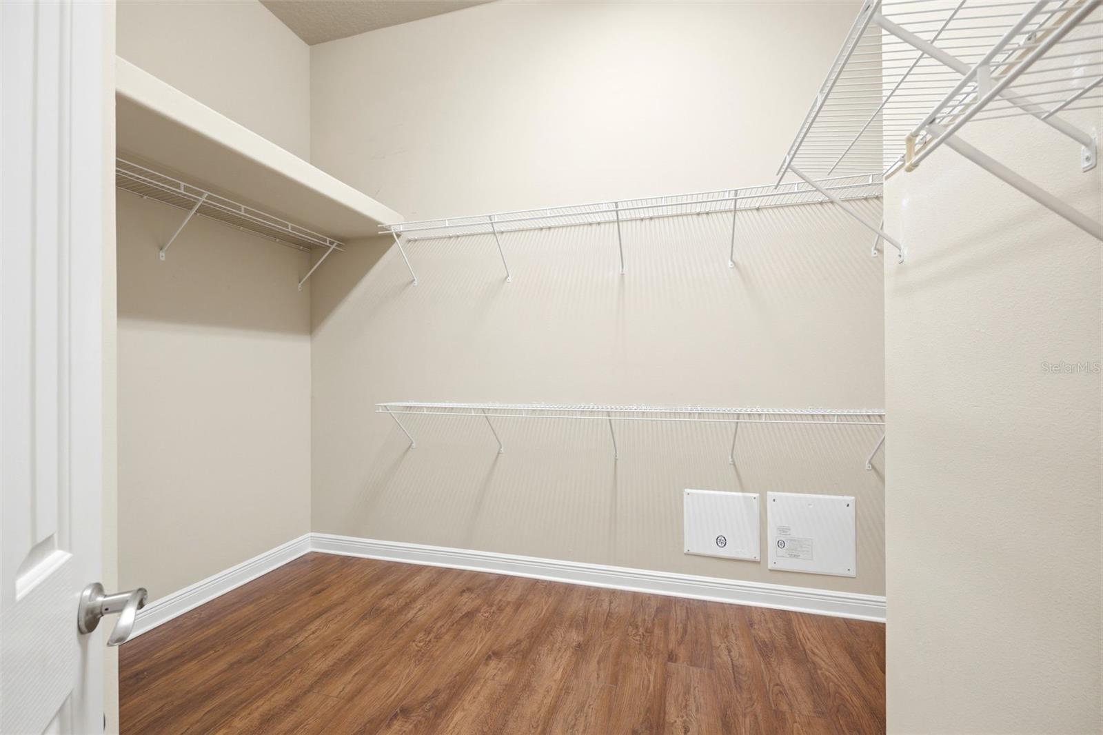 Image 15 of 67 For 4495 Edenrock Place