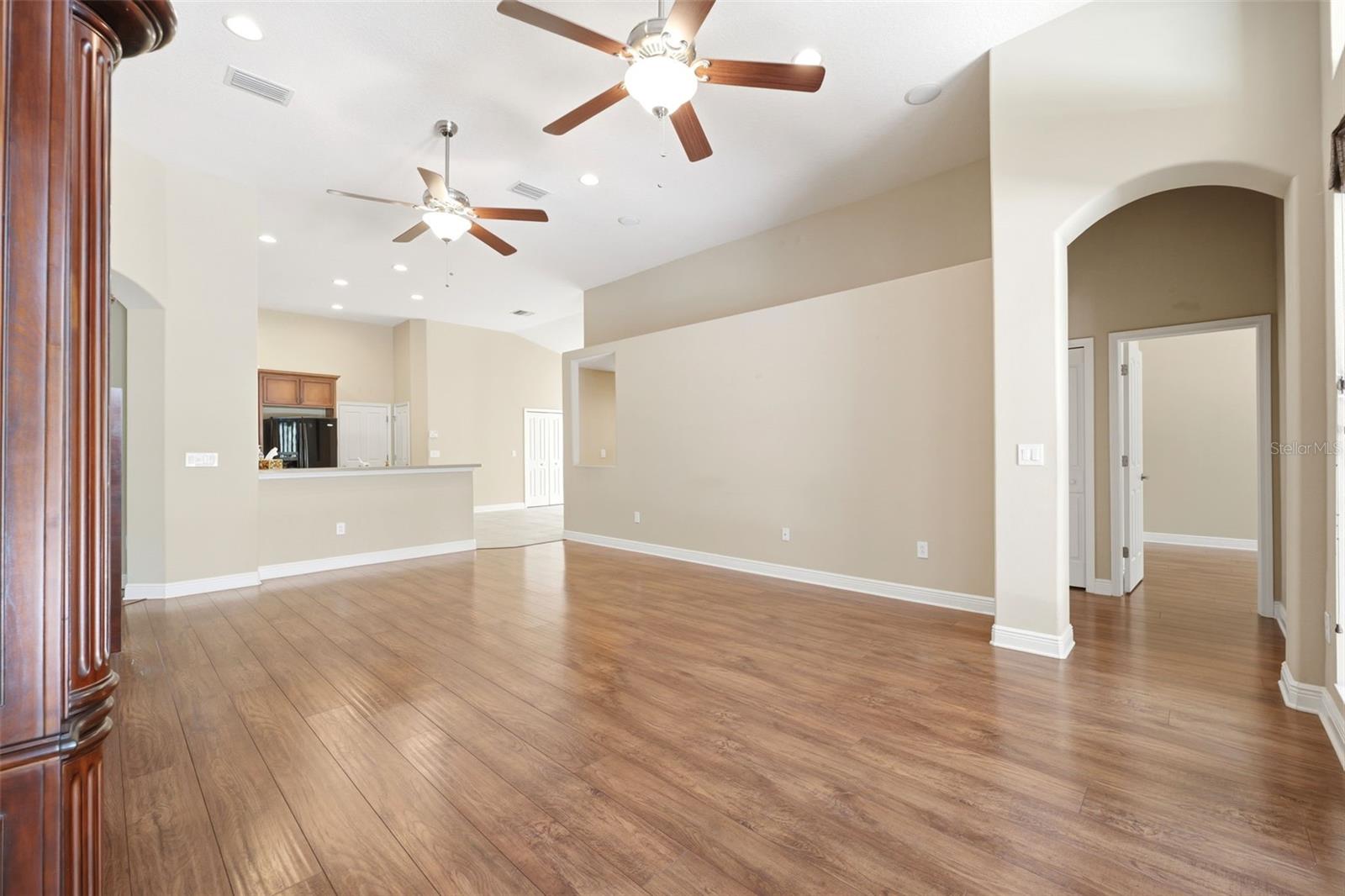 Image 7 of 67 For 4495 Edenrock Place