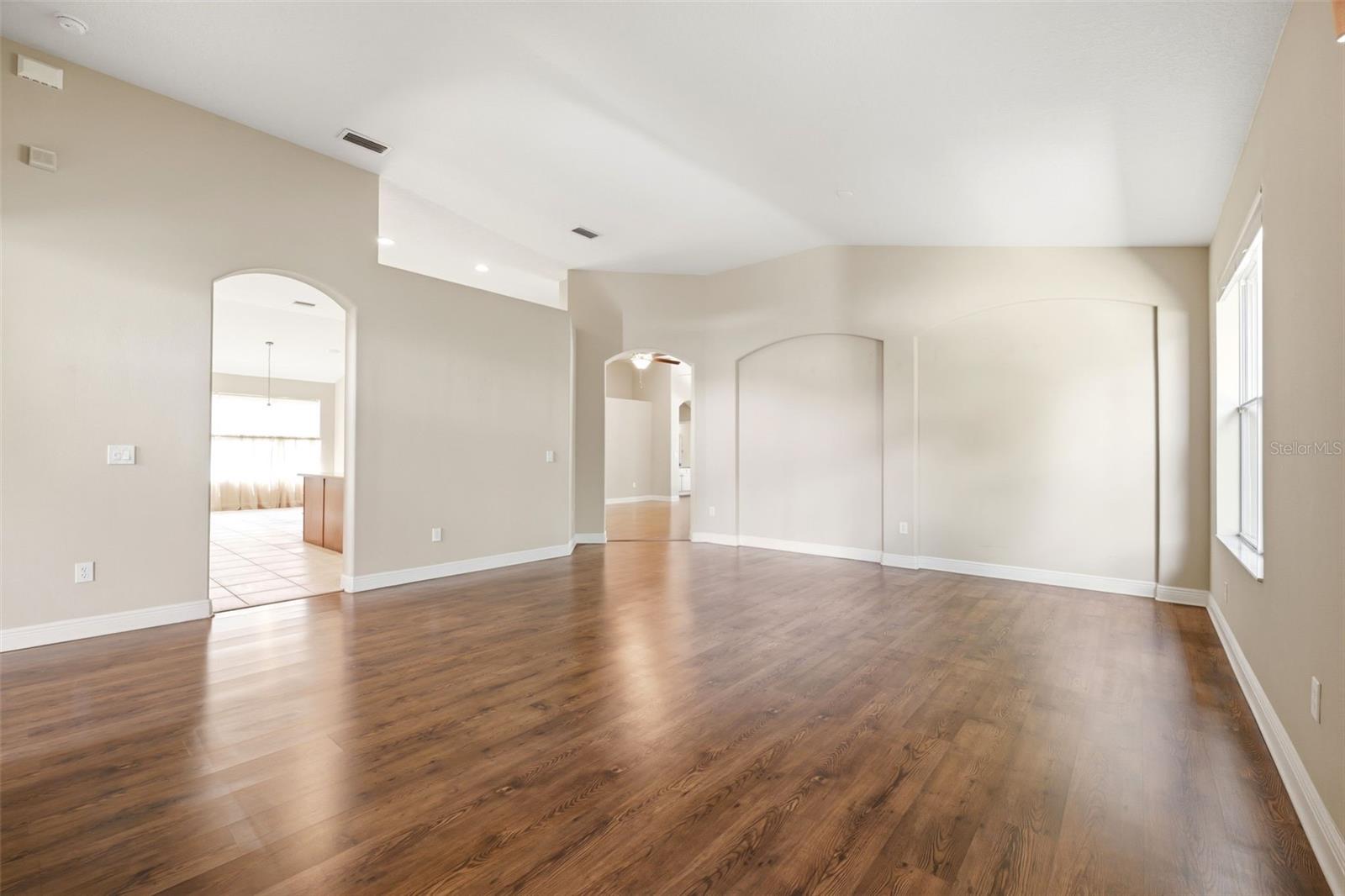 Image 8 of 67 For 4495 Edenrock Place