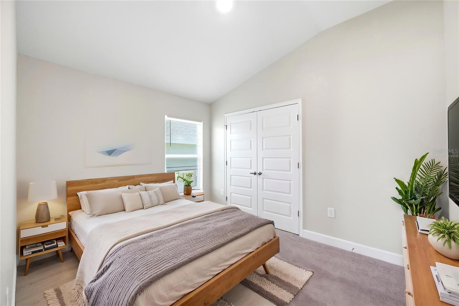 Image 21 of 53 For 5524 Ocean Breeze Drive