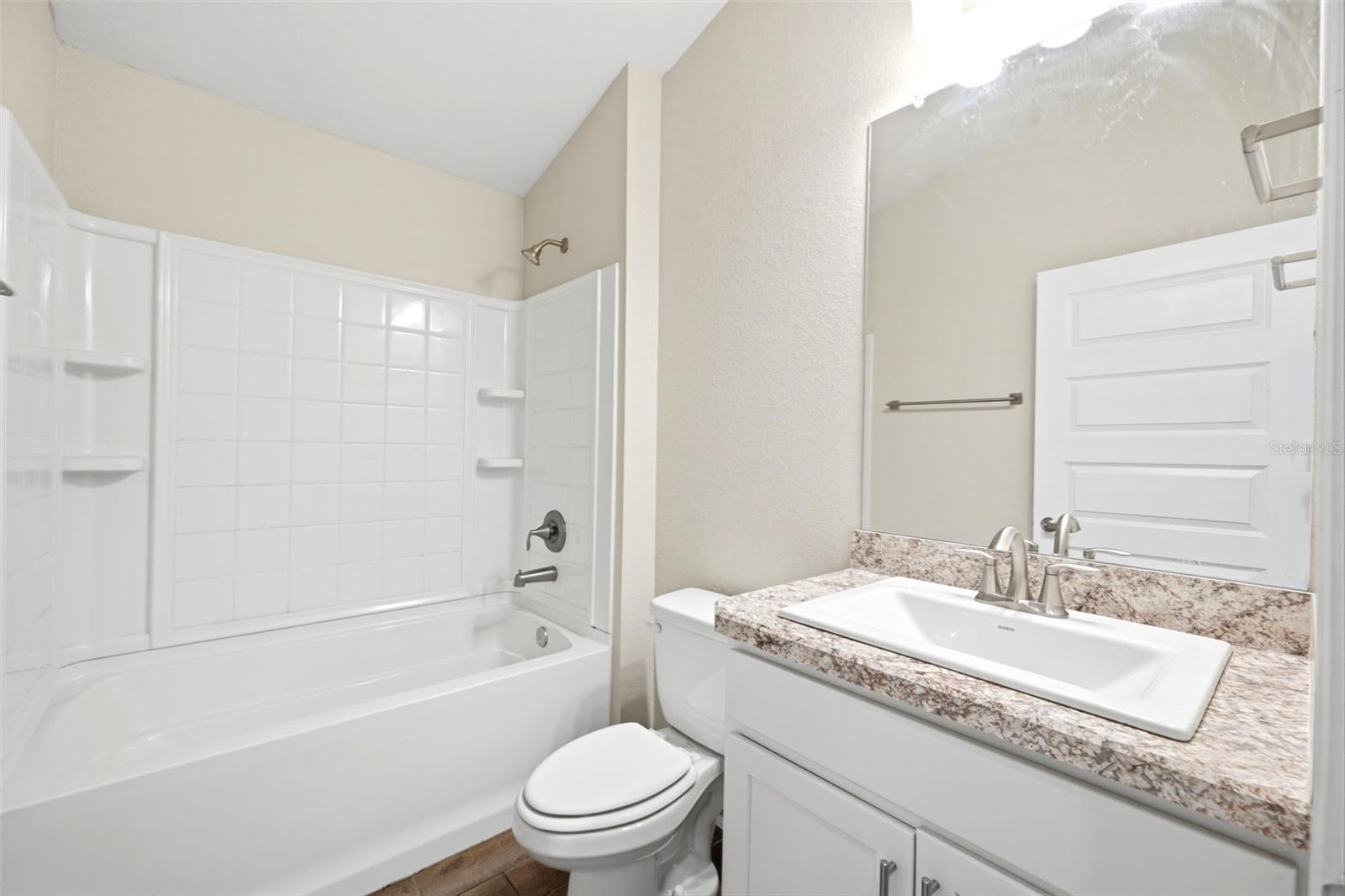 Image 22 of 53 For 5524 Ocean Breeze Drive