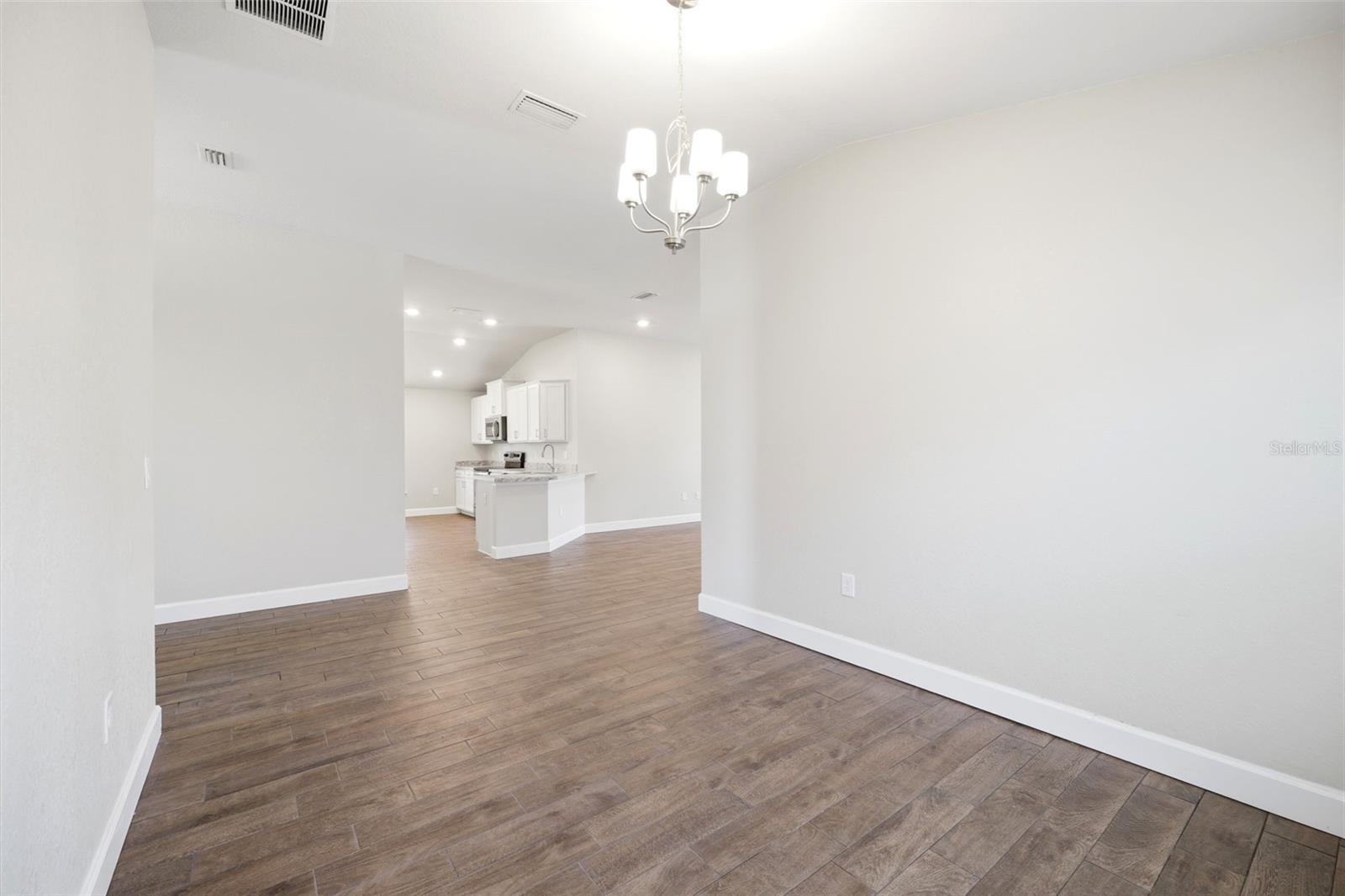 Image 45 of 53 For 5524 Ocean Breeze Drive