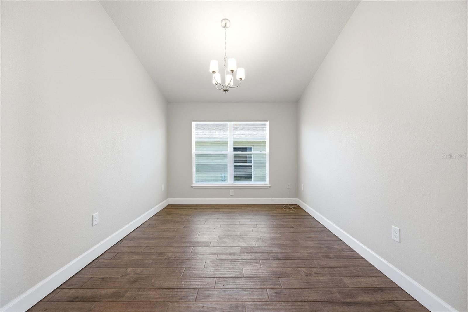 Image 9 of 53 For 5524 Ocean Breeze Drive