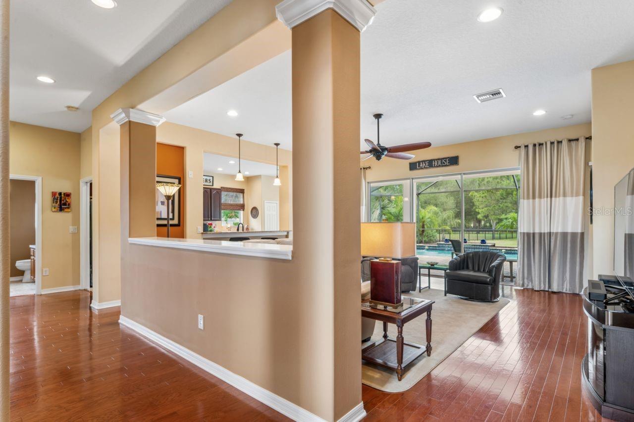 Image 28 of 100 For 8719 Creedmoor Lane