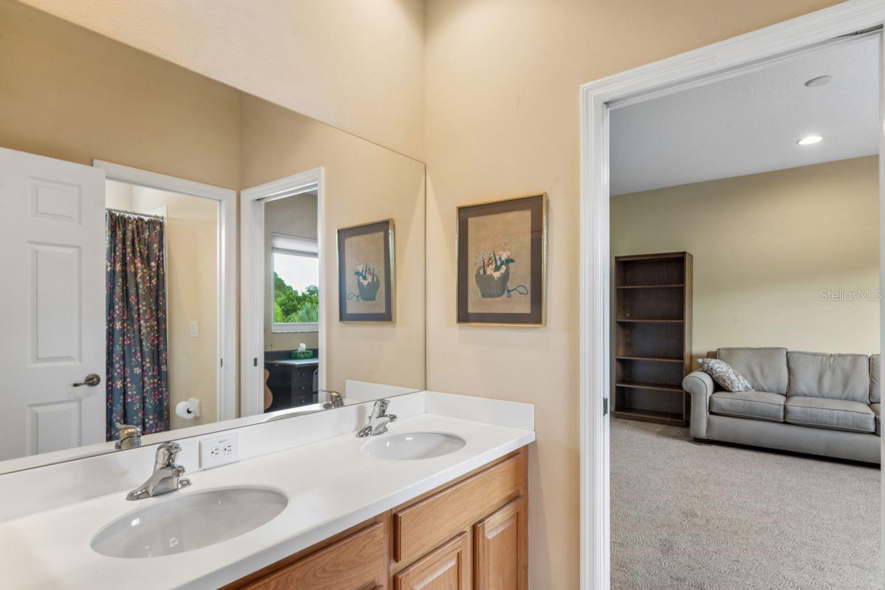 Image 65 of 100 For 8719 Creedmoor Lane