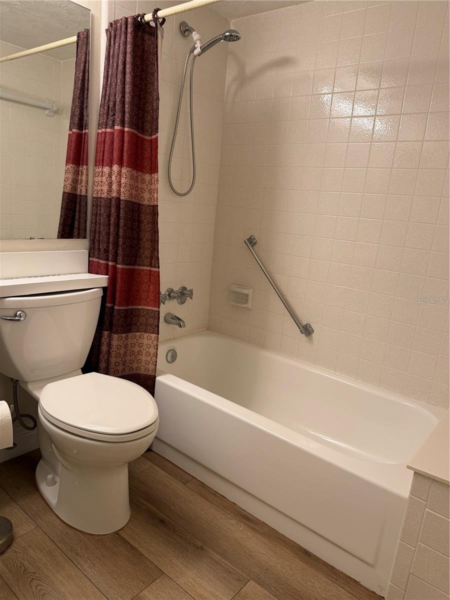Image 23 of 28 For 2687 Pine Ridge Way S H1