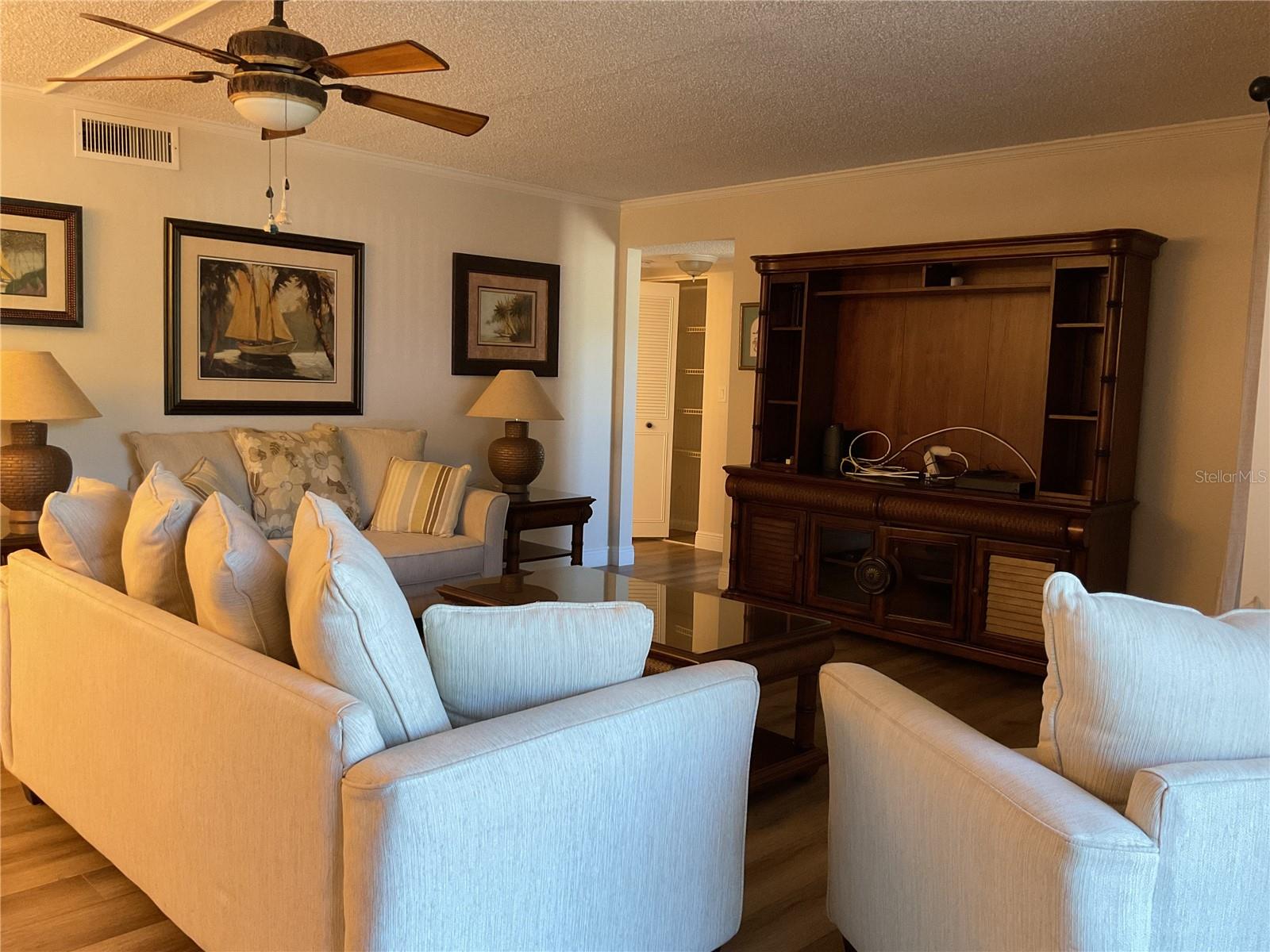 Image 3 of 28 For 2687 Pine Ridge Way S H1