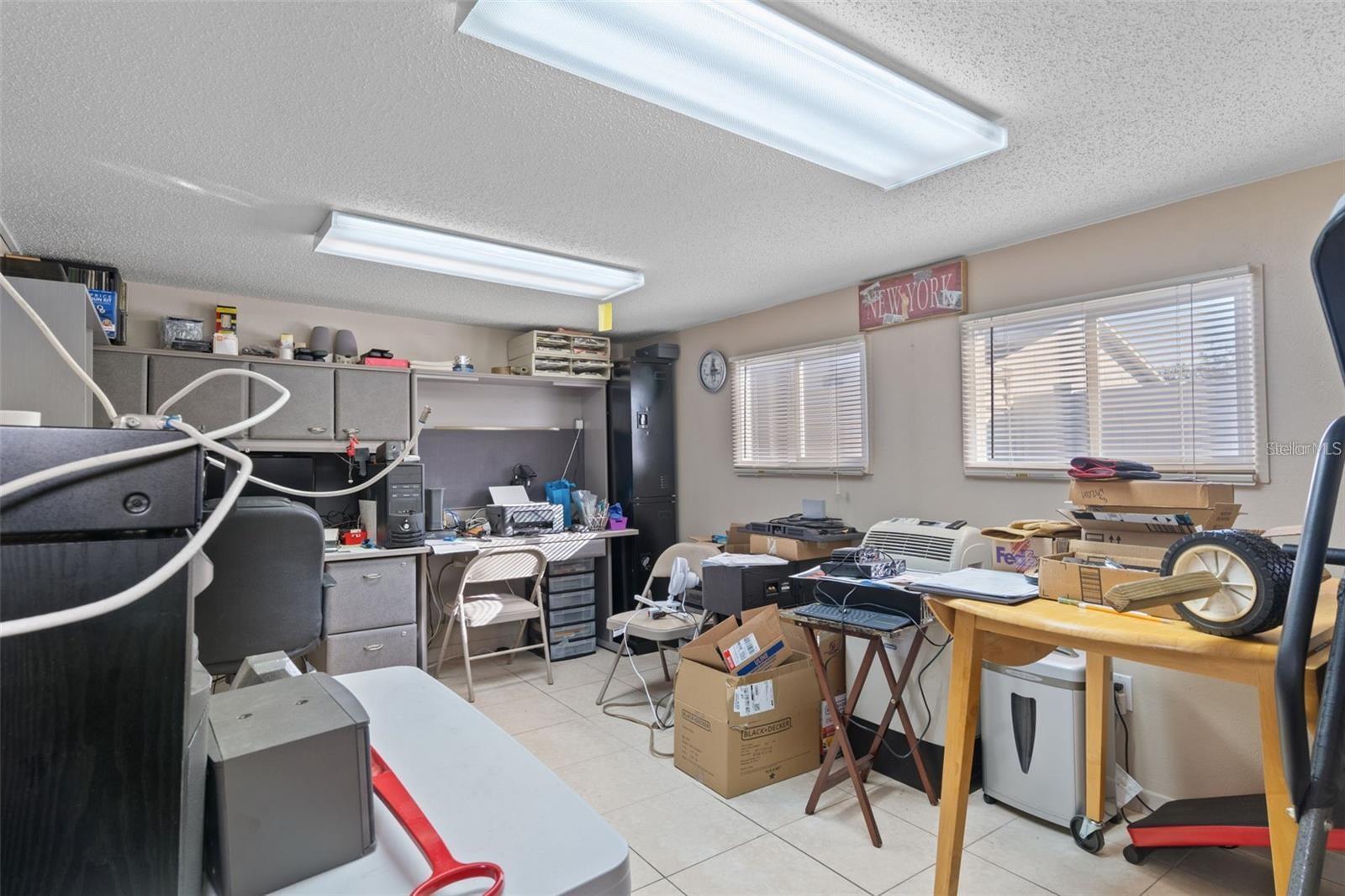 Image 19 of 22 For 8914 Schrader Boulevard