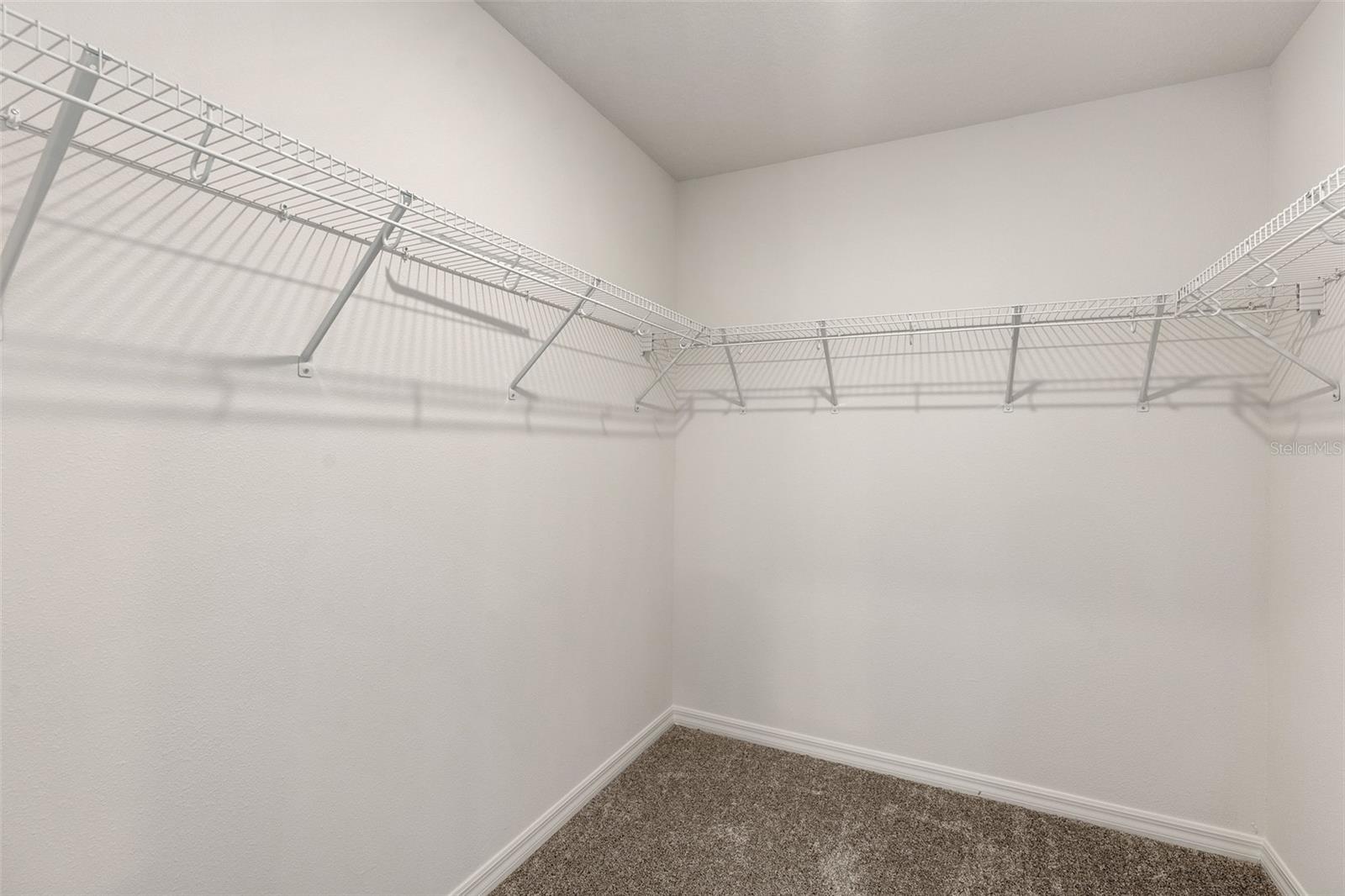 Image 23 of 35 For 644 Emerald Grove Drive