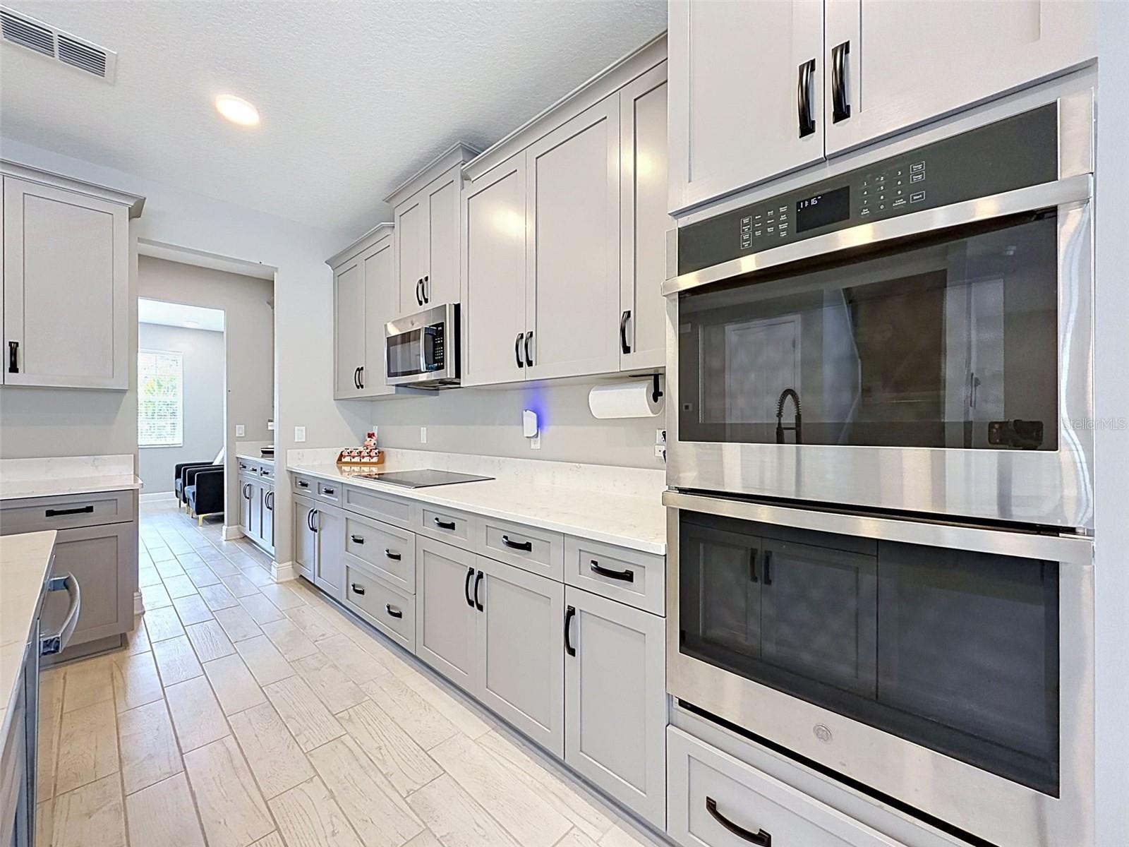 Image 17 of 91 For 33163 Sycamore Leaf Drive