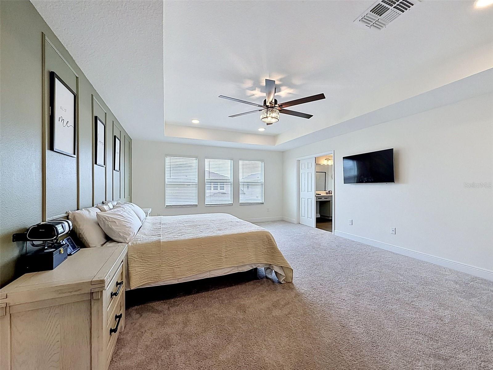 Image 41 of 91 For 33163 Sycamore Leaf Drive