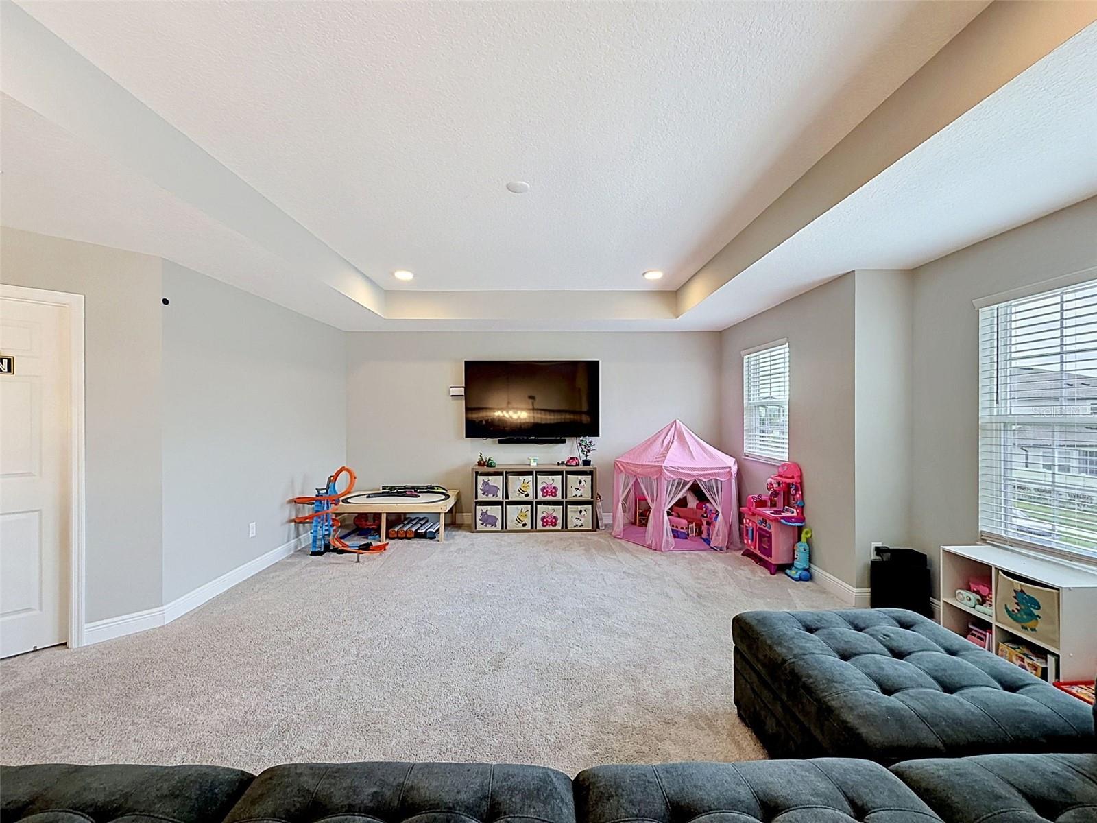 Image 51 of 91 For 33163 Sycamore Leaf Drive