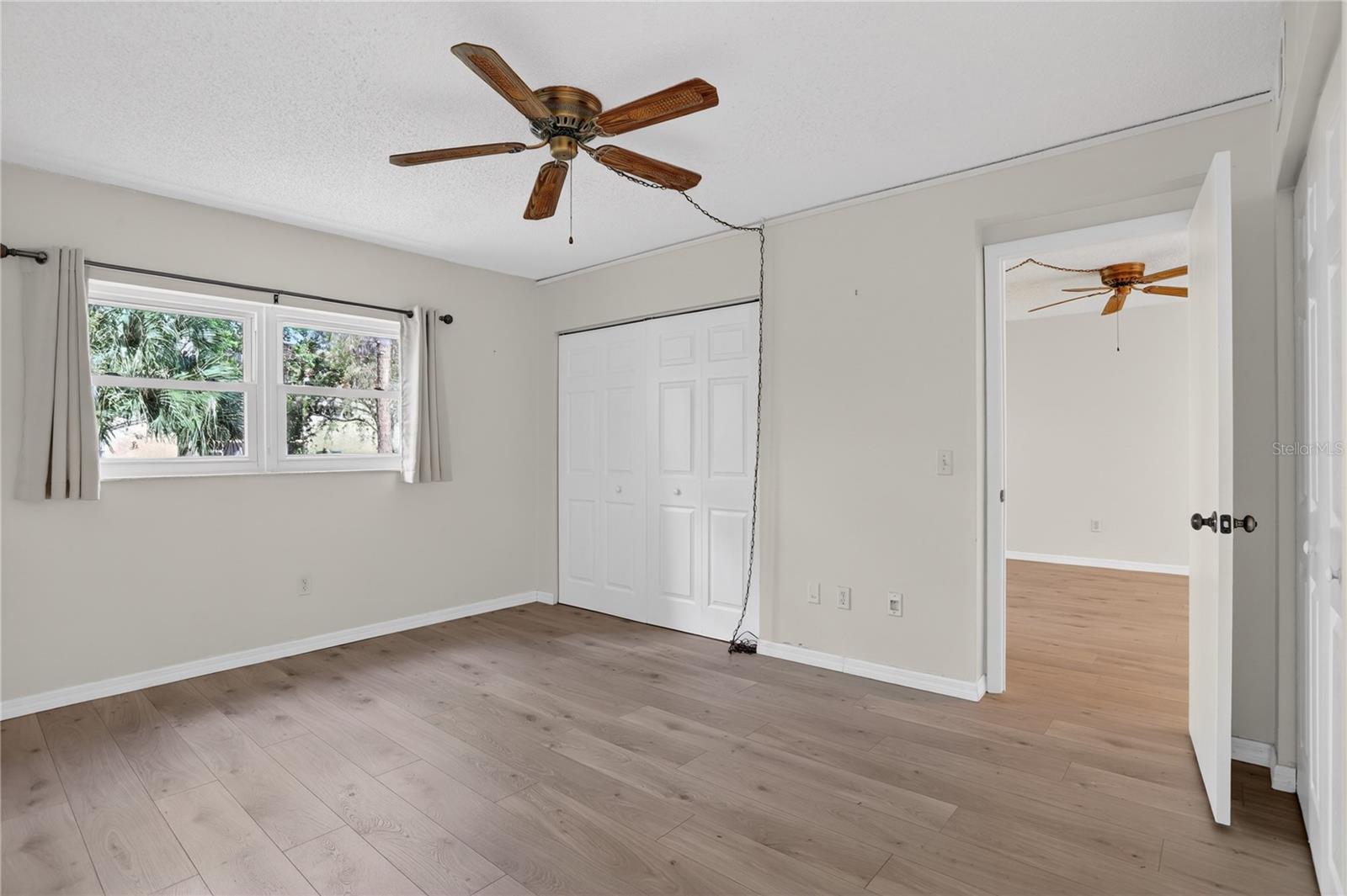 Image 14 of 27 For 1370 Heather Ridge Boulevard 102