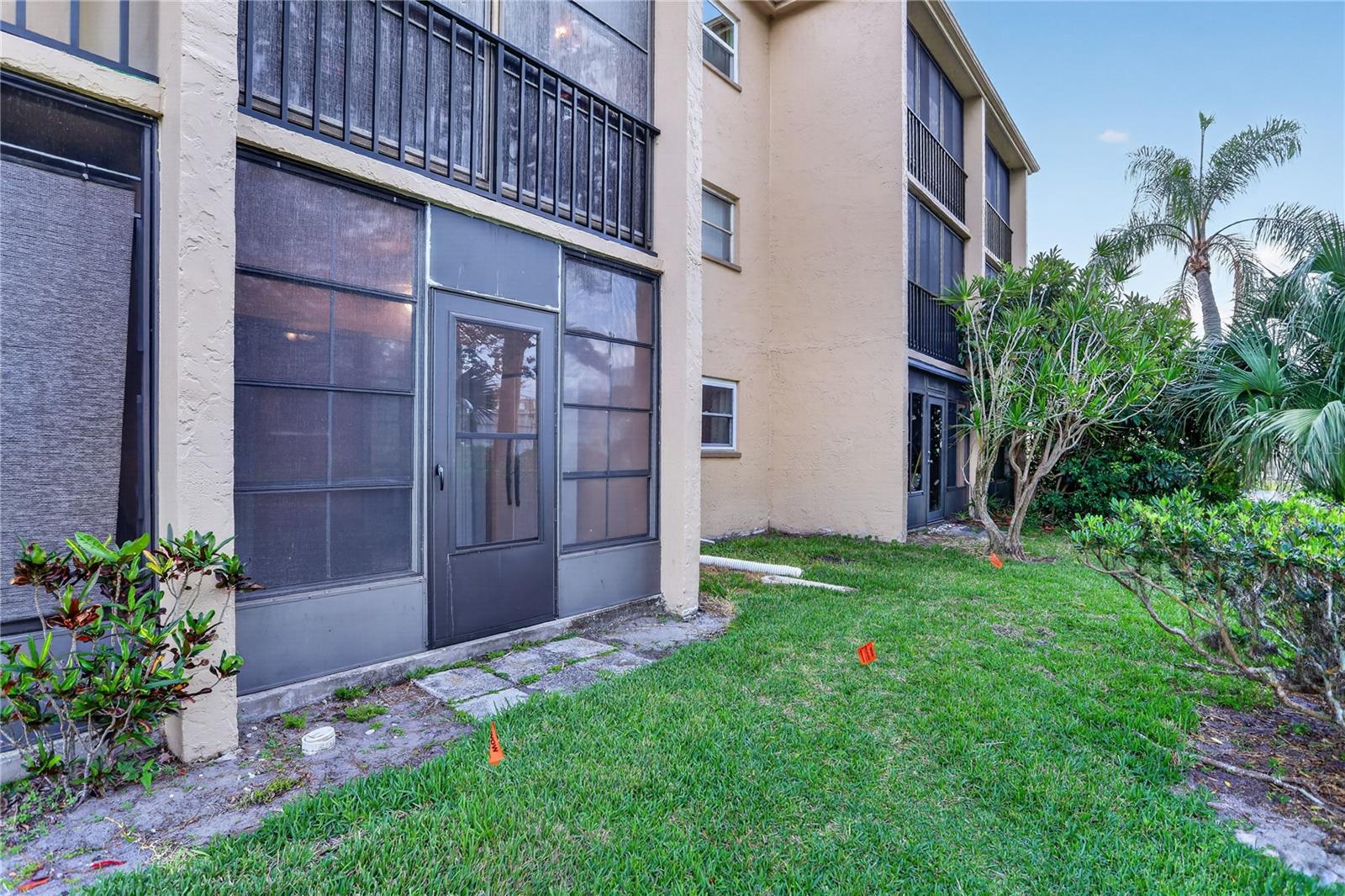 Image 22 of 27 For 1370 Heather Ridge Boulevard 102